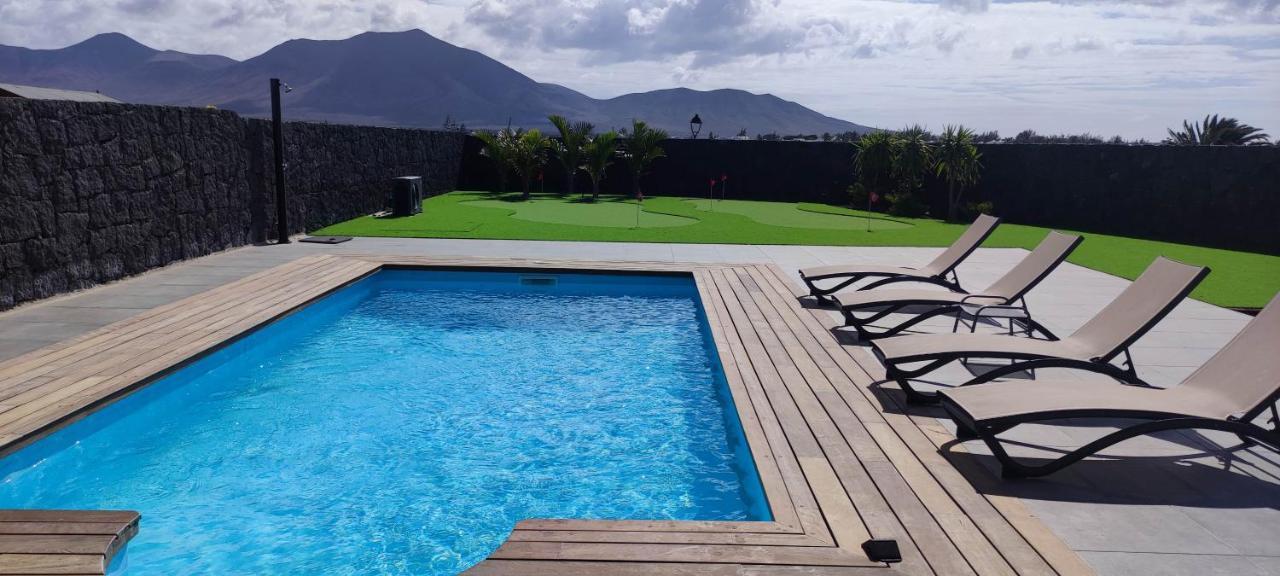 Villa Geneva - Relax Y Diversion Playa Blanca  Exteriér fotografie