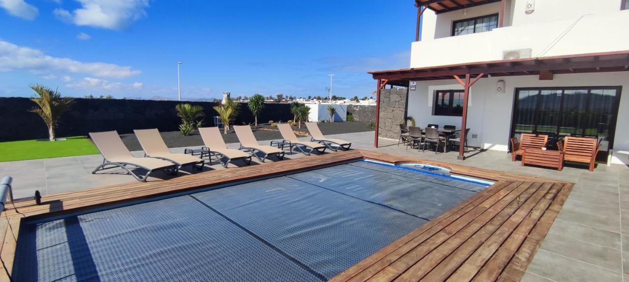 Villa Geneva - Relax Y Diversion Playa Blanca  Exteriér fotografie
